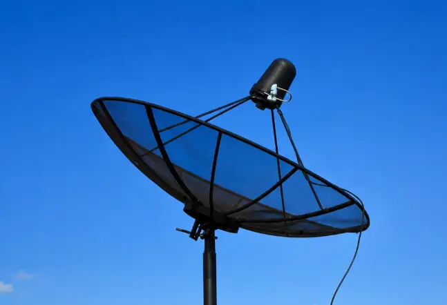 Professionally installed Amazon Leo satellite dish for high-speed internet